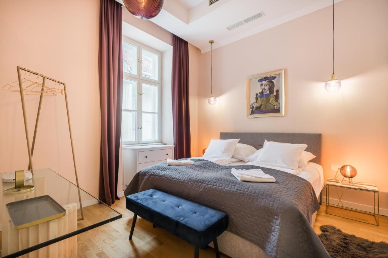 Bpr Adagio Design Home With A/C Budapest Kültér fotó