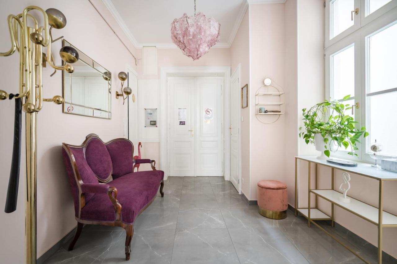 Bpr Adagio Design Home With A/C Budapest Kültér fotó