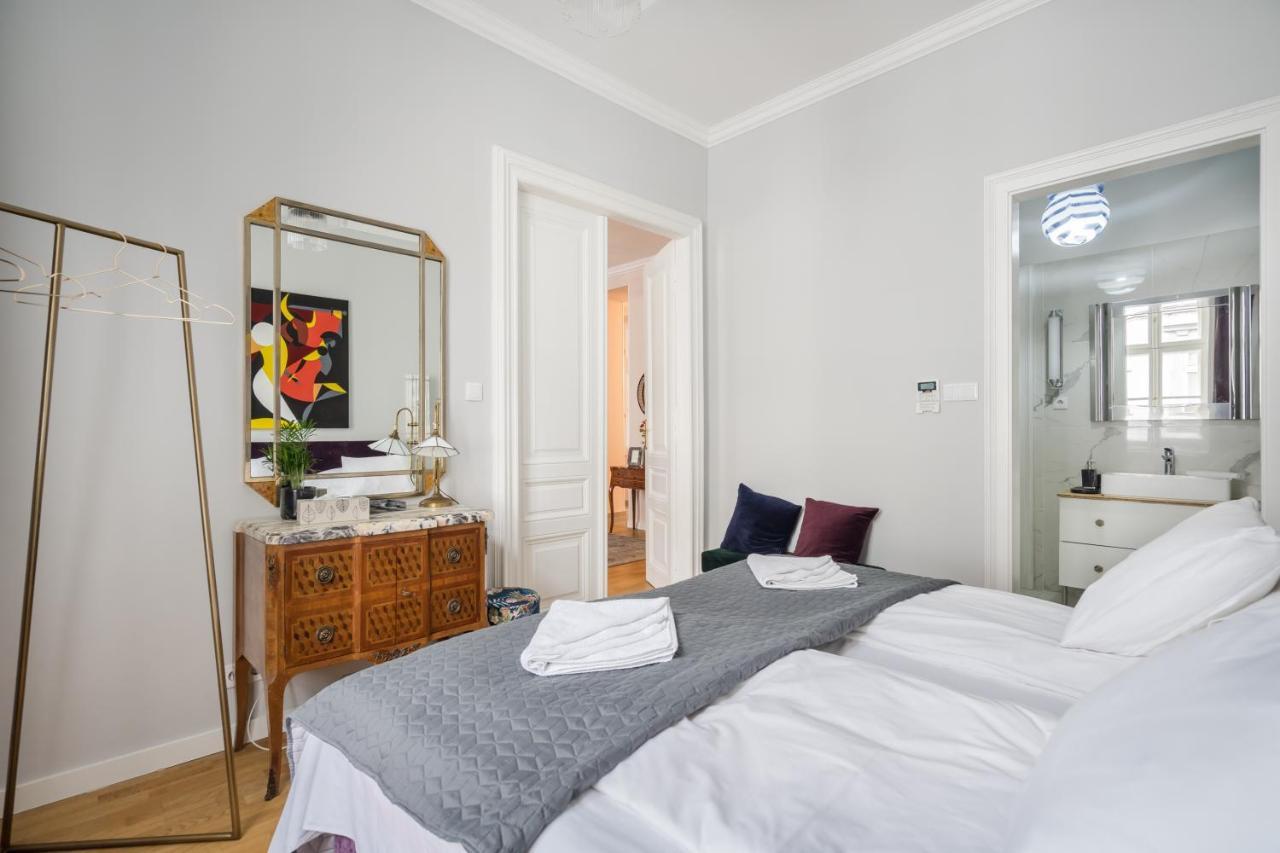 Bpr Adagio Design Home With A/C Budapest Kültér fotó